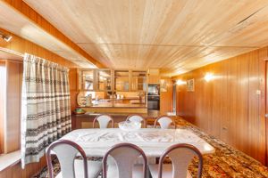 Photo 21- click for photo gallery